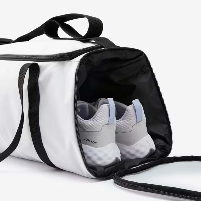 20-l-fitness-bag-light-grey-domyos-8813008-3.jpeg